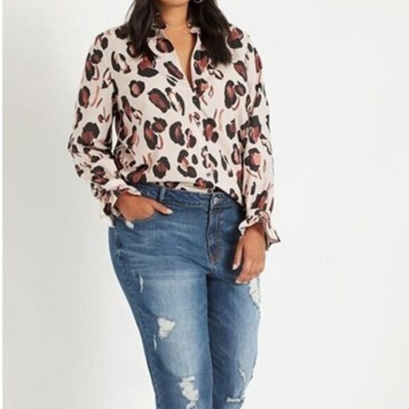 Button Down Shirt with Ruffle Neck - Picture 3 of 6